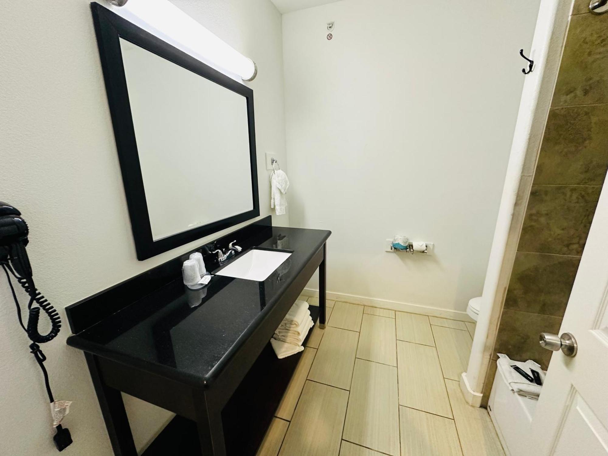 Lux Inn And Suites Three Rivers Kültér fotó