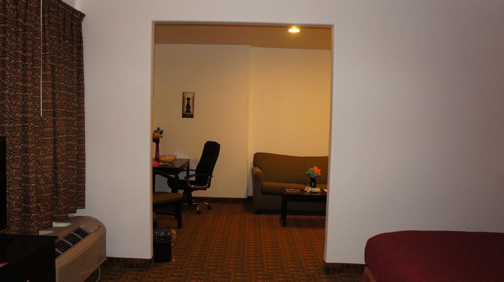 Lux Inn And Suites Three Rivers Kültér fotó