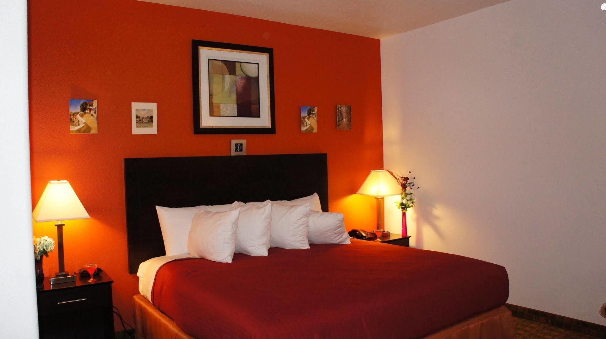 Lux Inn And Suites Three Rivers Kültér fotó